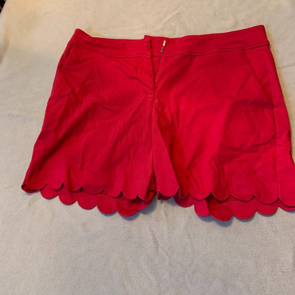 Red, scallop edge shorts, size 18